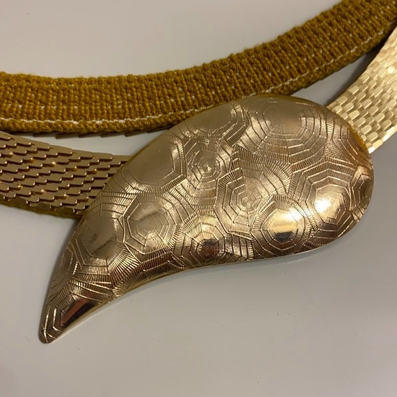 Vintage Accessories - Vintage 🍐 Art Deco Goldtone Scale Elastic Waist Belt Accessory